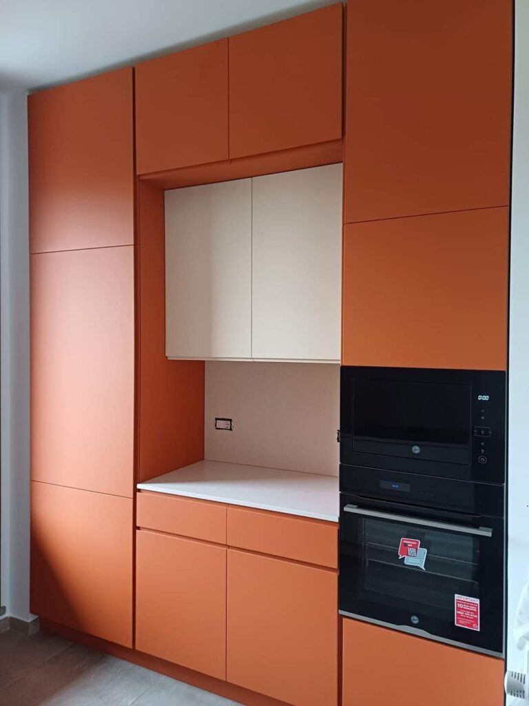 cucina sul misura colore